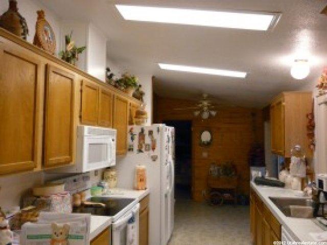 534 N State, Fountain Green, UT 84632 — photo 7