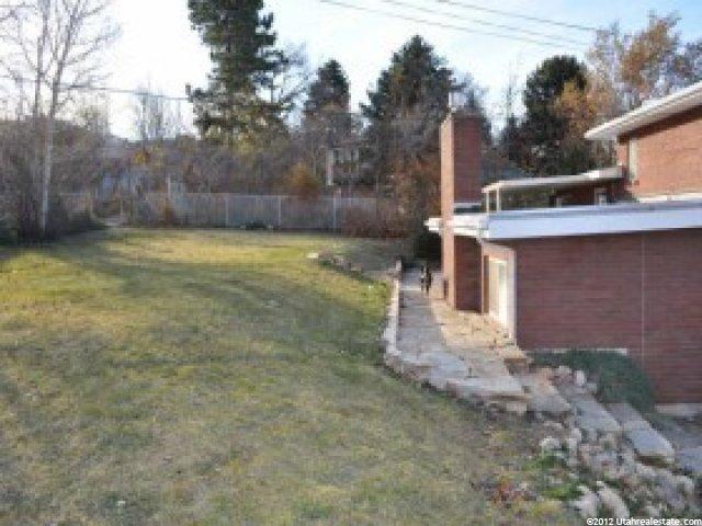 2453 S 400 E, Bountiful, UT 84010 — photo 2