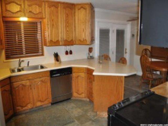 2453 S 400 E, Bountiful, UT 84010 — photo 4