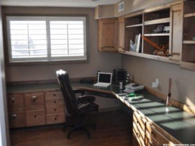 2453 S 400 E, Bountiful, UT 84010 — photo 8