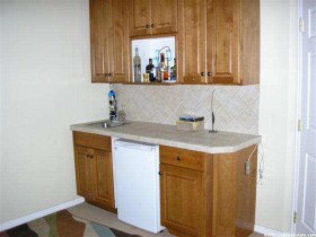 4656 S 1025 E, Ogden, UT 84403 — photo 9