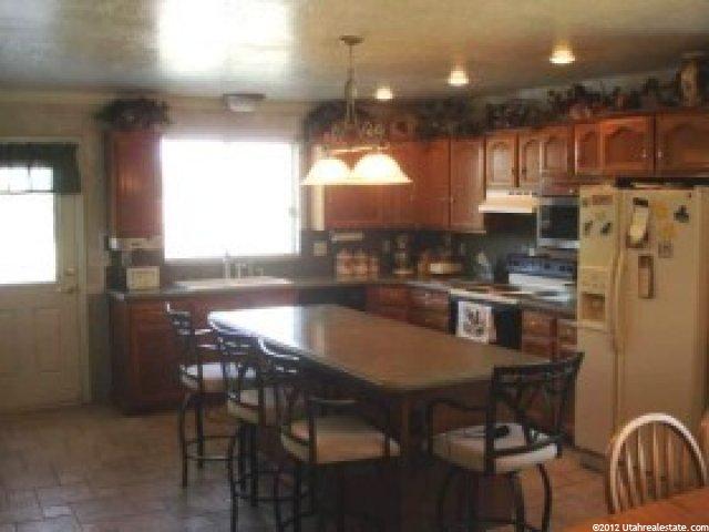 2203 N 950 W, Clinton, UT 84015 — photo 3
