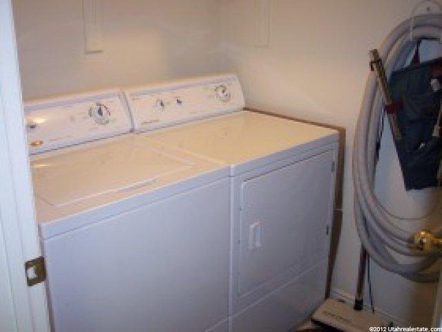 209 E 2300 N, North Ogden, UT 84414 — photo 8