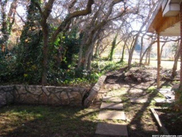 422 E 2150 S, Bountiful, UT 84010 — photo 3