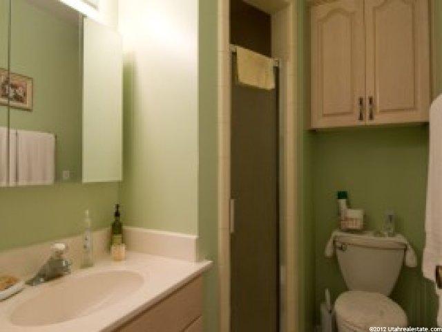 3677 S Carriage Ln, Bountiful, UT 84010 — photo 9