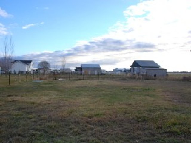 3057 N 2575 W, Farr West, UT 84404 — photo 11