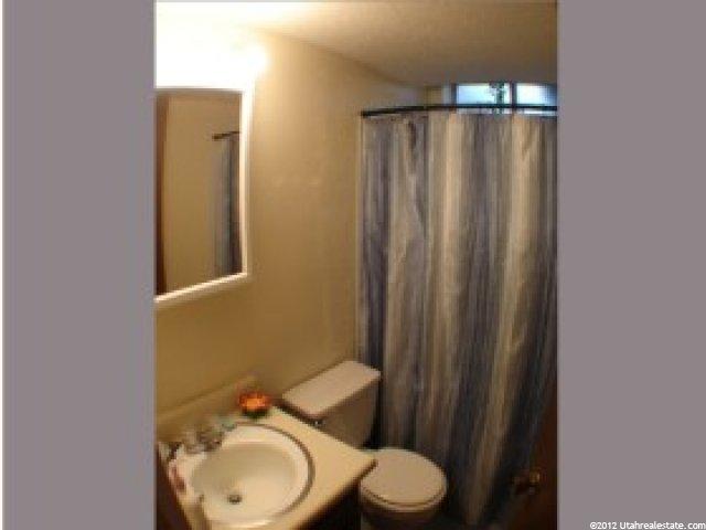 285 W 2400 S, Clearfield, UT 84015 — photo 11