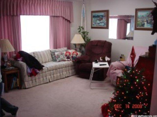 138 N 200 E, Mt Pleasant, UT 84647 — photo 2