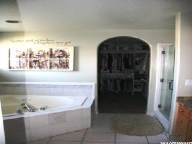 1052 W 1460 N, Clinton, UT 84015 — photo 7