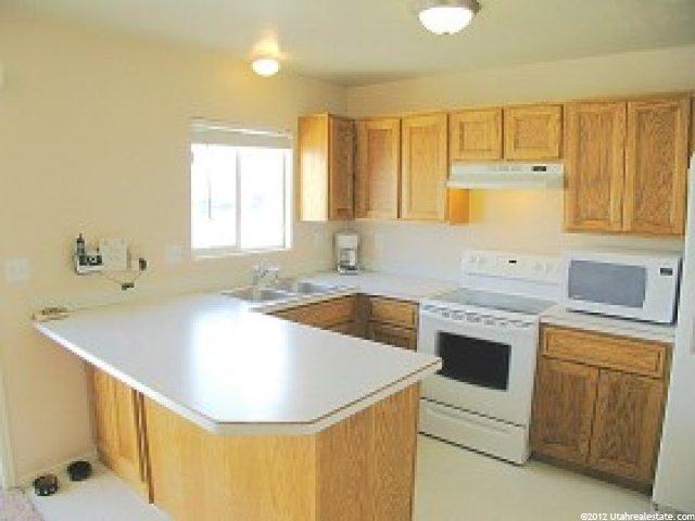 451 N 700 W, Clearfield, UT 84015 — photo 4