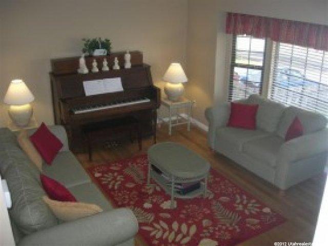 1102 N 1000 E, Layton, UT 84040 — photo 2