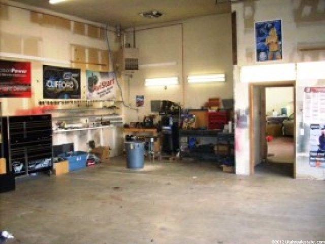 1368 N Angel St, Layton, UT 84041 — photo 10