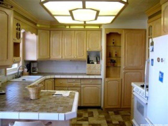 611 Anderson Ave, Hyrum, UT 84319 — photo 9