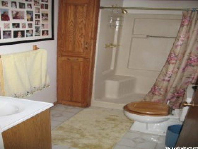 1370 E 5850 S, South Ogden, UT 84405 — photo 8