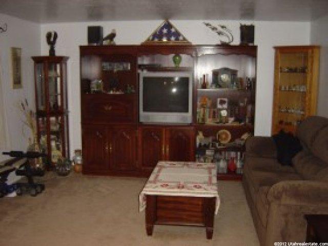778 N 750 W, Clearfield, UT 84015 — photo 2