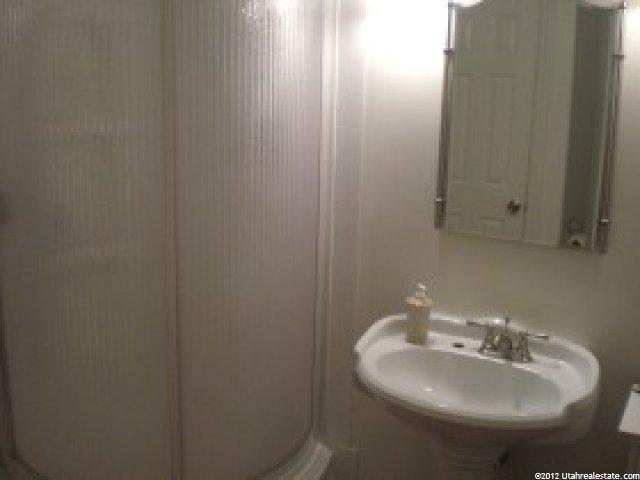 2016 N 1400 W, Clinton, UT 84015 — photo 9