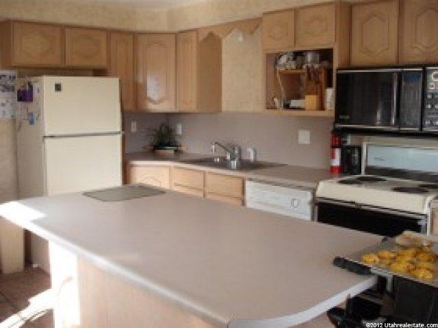 252 S Main St, Lewiston, UT 84320 — photo 2