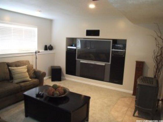 2399 N 10 W, Layton, UT 84041 — photo 8