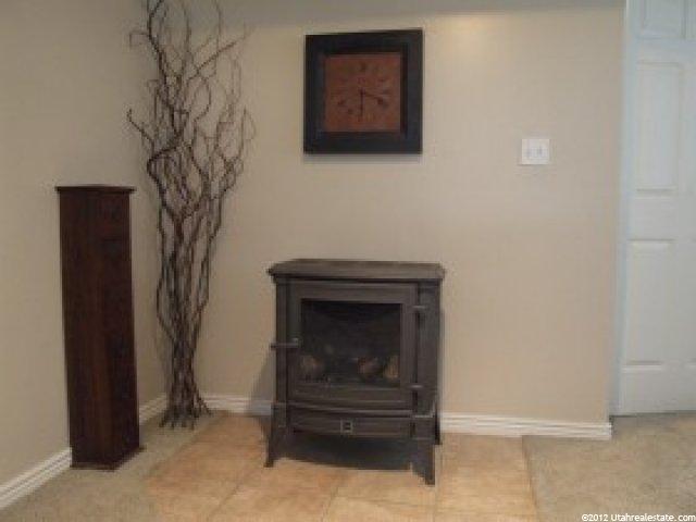 2399 N 10 W, Layton, UT 84041 — photo 9