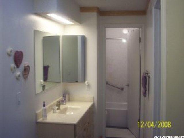 5977 Sultan Cir, Murray, UT 84107 — photo 10