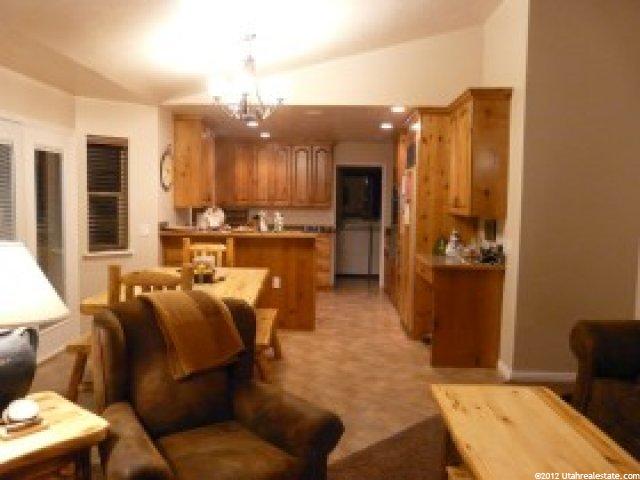 215 S 600 E, Mt Pleasant, UT 84647 — photo 3