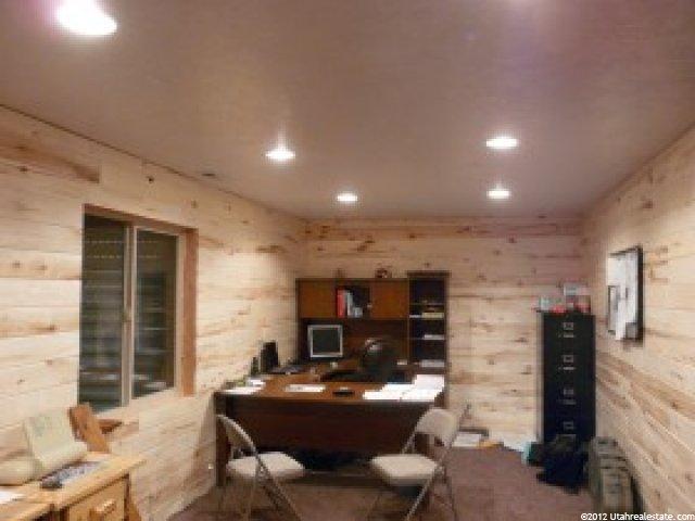 215 S 600 E, Mt Pleasant, UT 84647 — photo 9