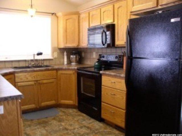 347 E 100 S, Kaysville, UT 84037 — photo 2