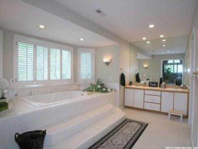 8327 Ashley Ave, Sandy, UT 84093 — photo 11