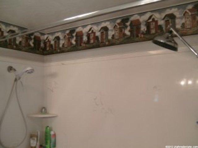 271 E 400 S, Hyrum, UT 84319 — photo 9
