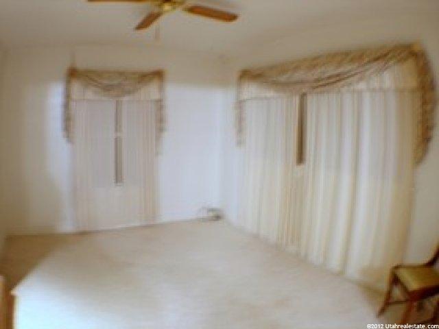 105 E Park St, Copperton, UT 84006 — photo 2