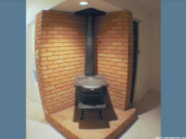 105 E Park St, Copperton, UT 84006 — photo 10