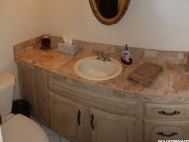 734 N Adamswood Rd, Layton, UT 84040 — photo 7