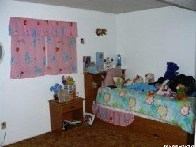 1987 N 1200 W, Clinton, UT 84015 — photo 3