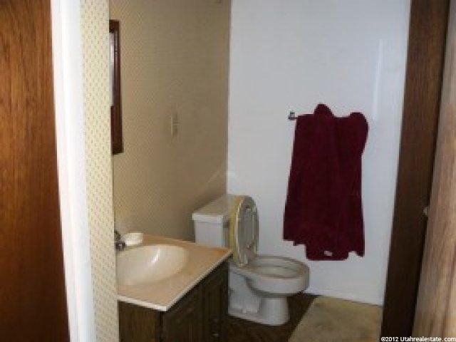 1987 N 1200 W, Clinton, UT 84015 — photo 4