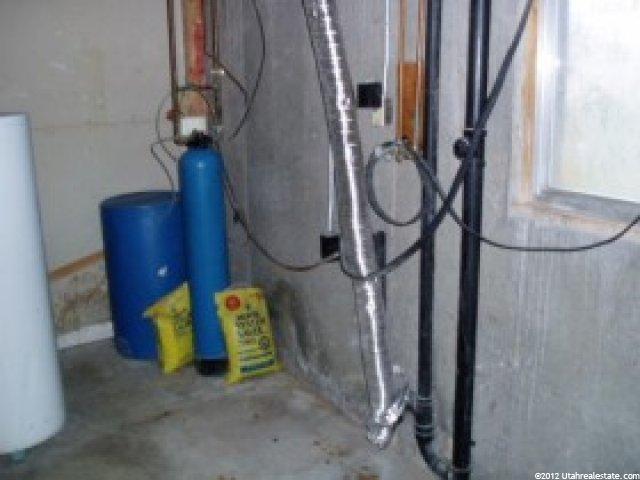 1921 S 150 E, Clearfield, UT 84015 — photo 8