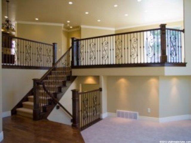 3883 S Highland Ct, Bountiful, UT 84010 — photo 3