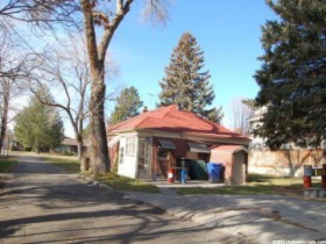 3975 S 2000 E, Holladay, UT 84124 — photo 9