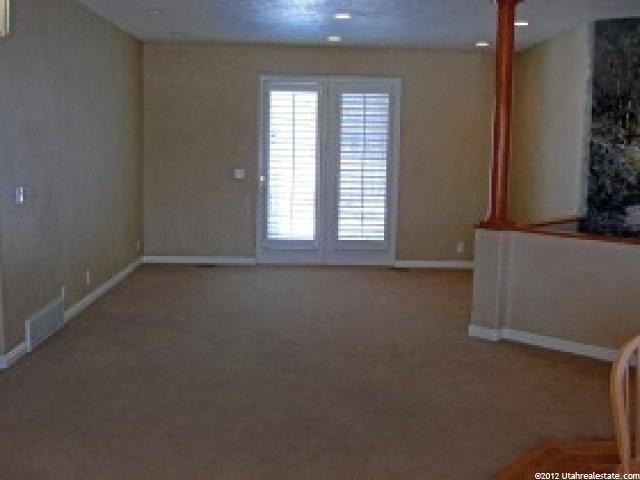 1422 Suncrest Cir, Centerville, UT 84014 — photo 5