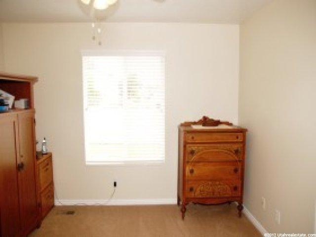 663 W 2050 N, Clinton, UT 84015 — photo 8