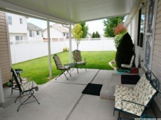 663 W 2050 N, Clinton, UT 84015 — photo 10