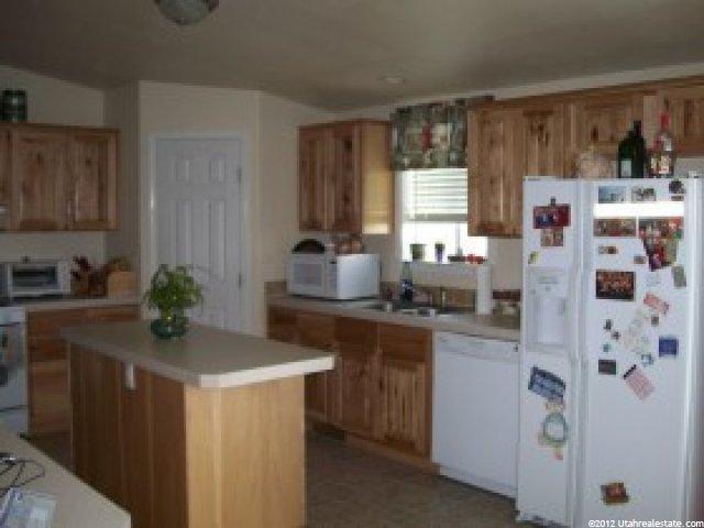 131 S 2850 E, Vernal, UT 84078 — photo 5