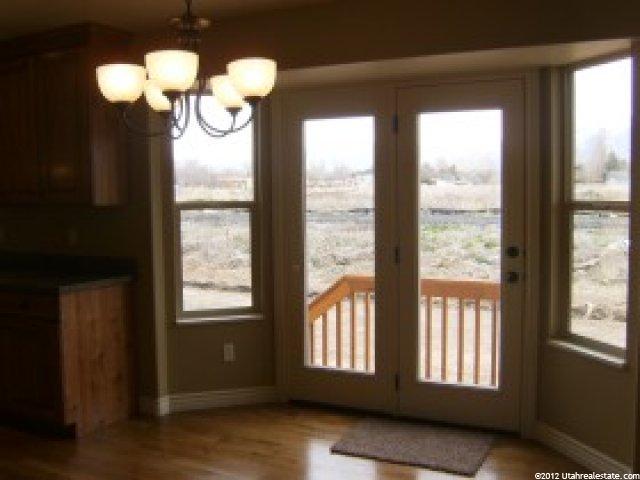 717 S 600 W, Layton, UT 84041 — photo 2