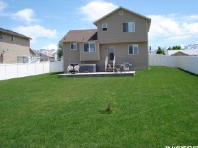 953 N 750 W, Clinton, UT 84015 — photo 2