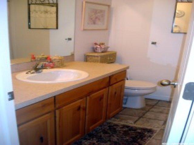 953 N 750 W, Clinton, UT 84015 — photo 6