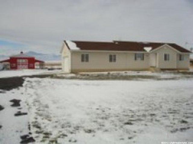 684 S 600 W, Genola, UT 84655 — photo 2