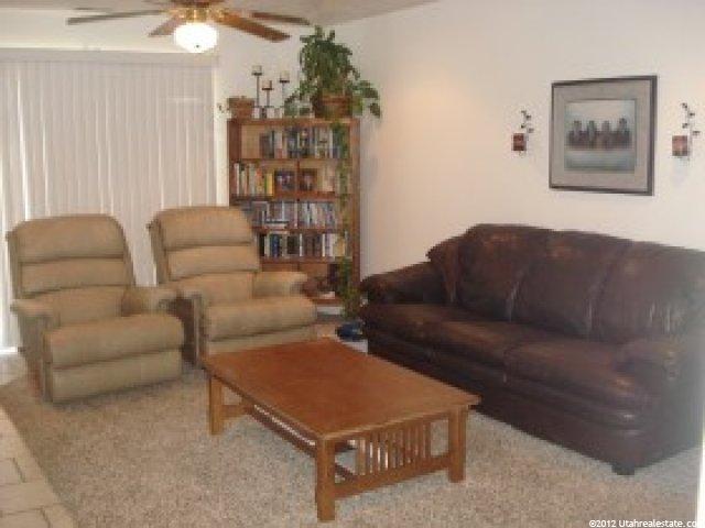 550 Sunset Dr, Kaysville, UT 84037 — photo 2
