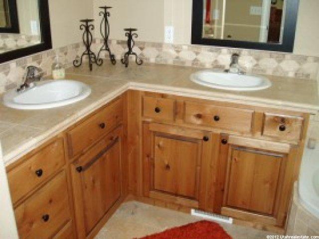536 S 100 W, Mona, UT 84645 — photo 9