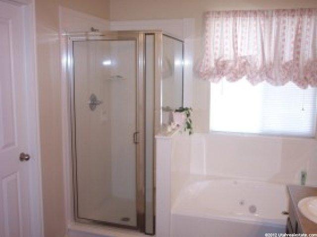 4638 W 5850 S, Hooper, UT 84315 — photo 11