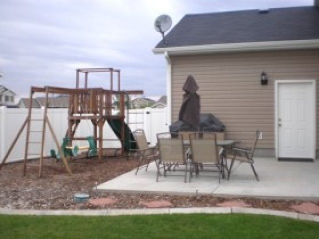 196 E 2275 S, Clearfield, UT 84015 — photo 11