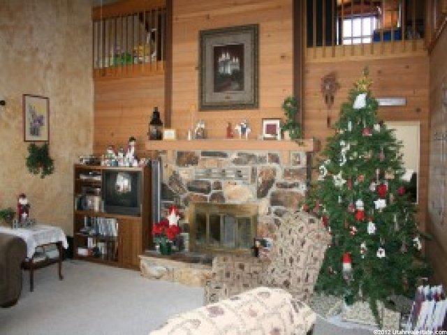 712 N Hillside Dr E, Centerville, UT 84014 — photo 7